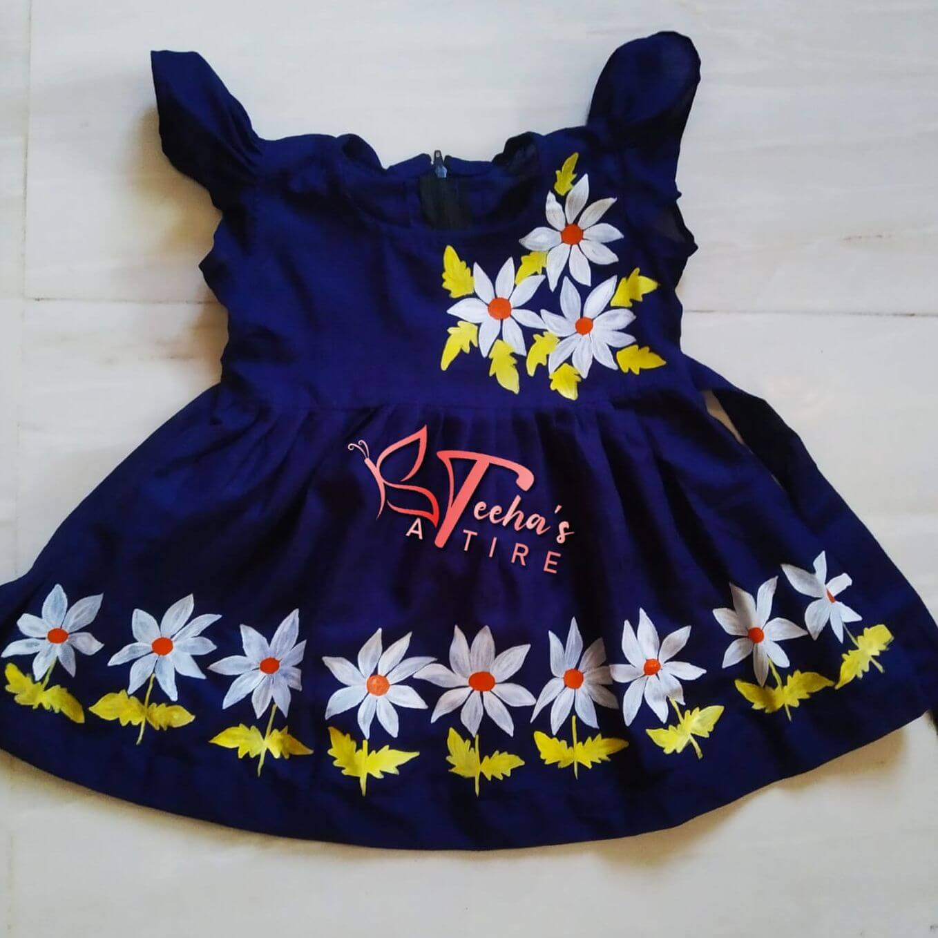 Aggregate 215+ 2 years baby dress latest